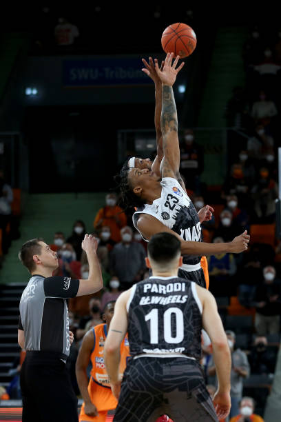 次飞行至格 次飞行至格