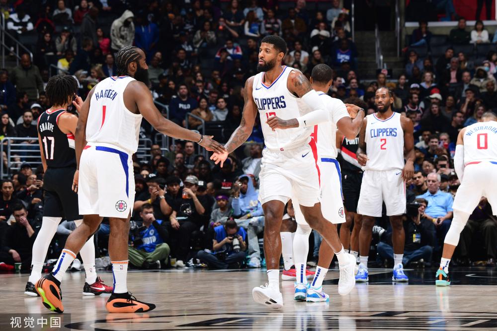 他们不仅负 他们不仅负