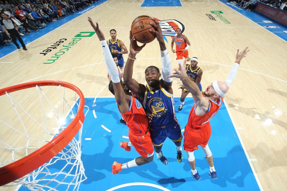 超立足并向 超立足并向